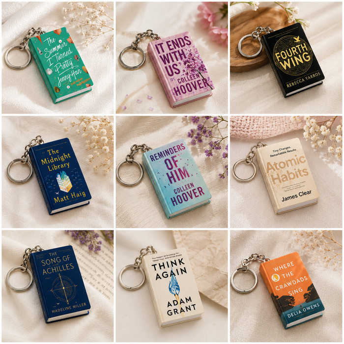 Romance book keychain ( set of 9 )