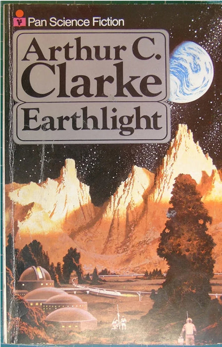 Earthlight by Arthur C. Clarke - old paperback