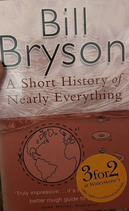 A Short History Of Nearly Everything by Bill Bryson - old paperback - eLocalshop