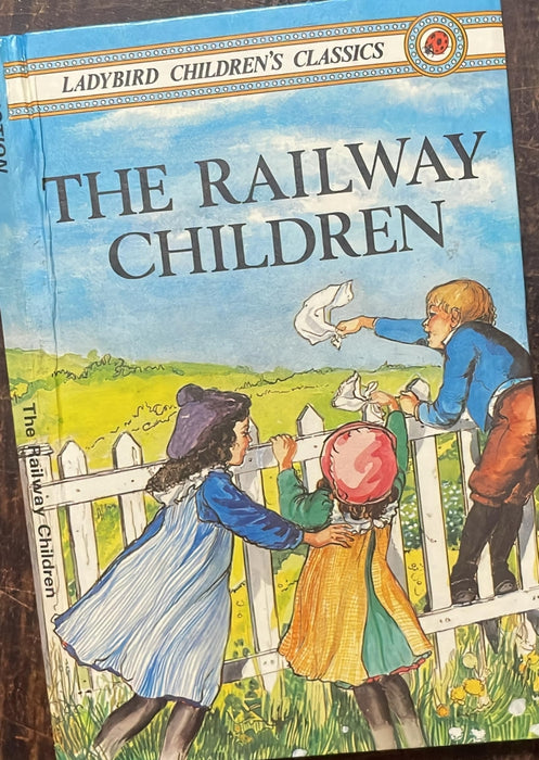 The Railway Children (Classics) (English Edition) by Ladybird