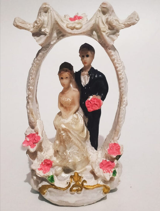Couple Statue Figurine Showpiece (Polyresin) - eLocalshop